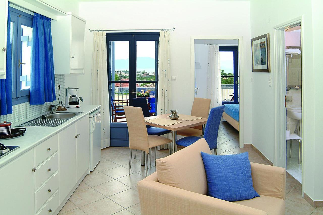 Fistikies Holiday Apartments Aegina Quarto foto