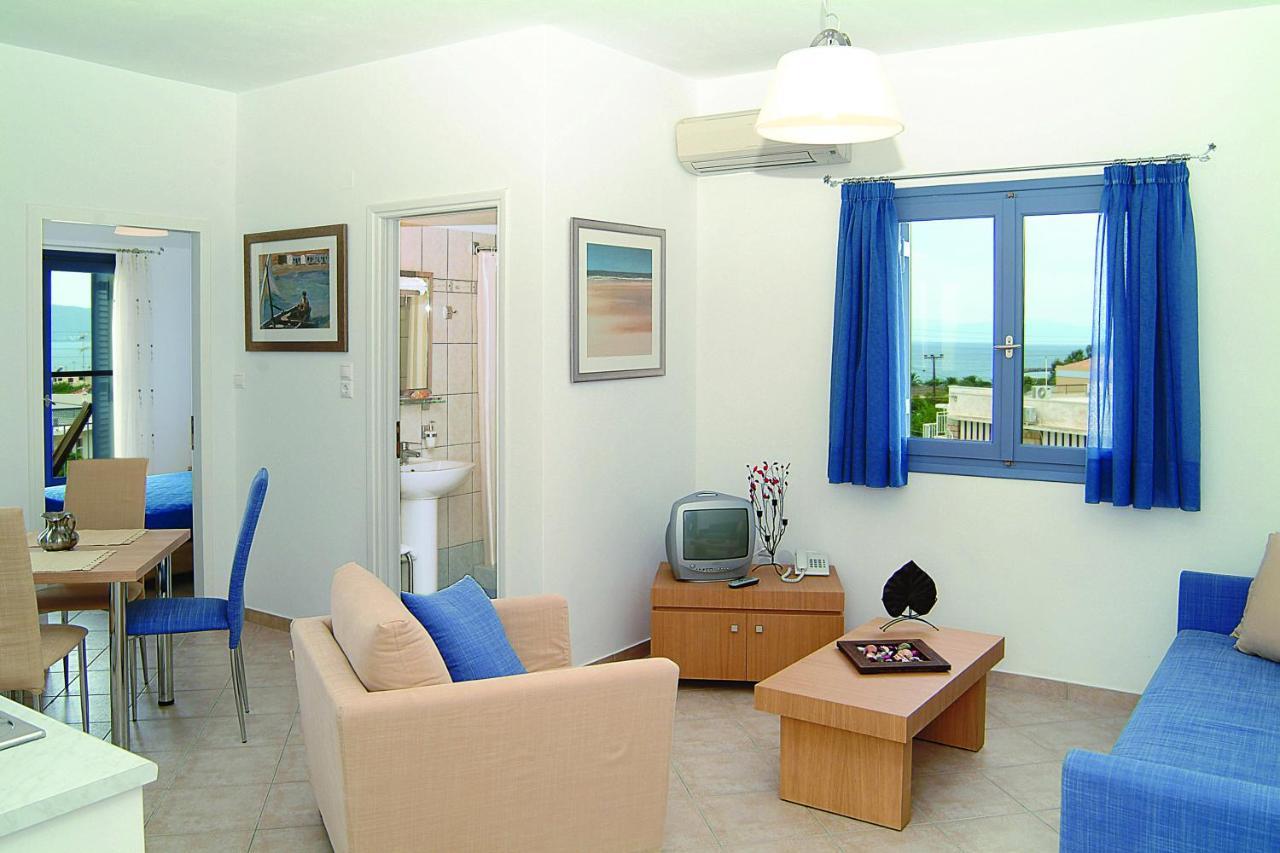 Fistikies Holiday Apartments Aegina Quarto foto